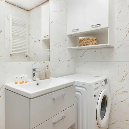 Nadmorski Z Parkingiem W Ustroniu Morskim By Renters 아파트