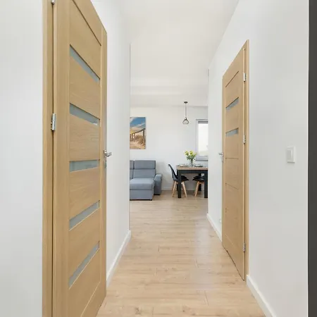 Nadmorski Z Parkingiem W Ustroniu Morskim By Renters 아파트